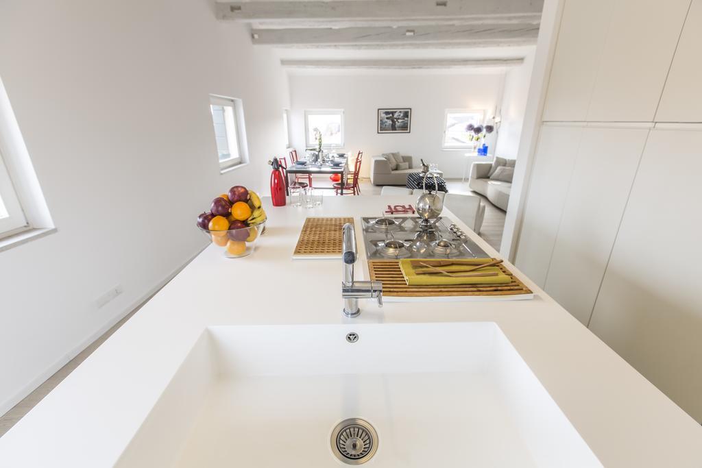 San Lorenzo Luxury Penthouse Венеция Екстериор снимка