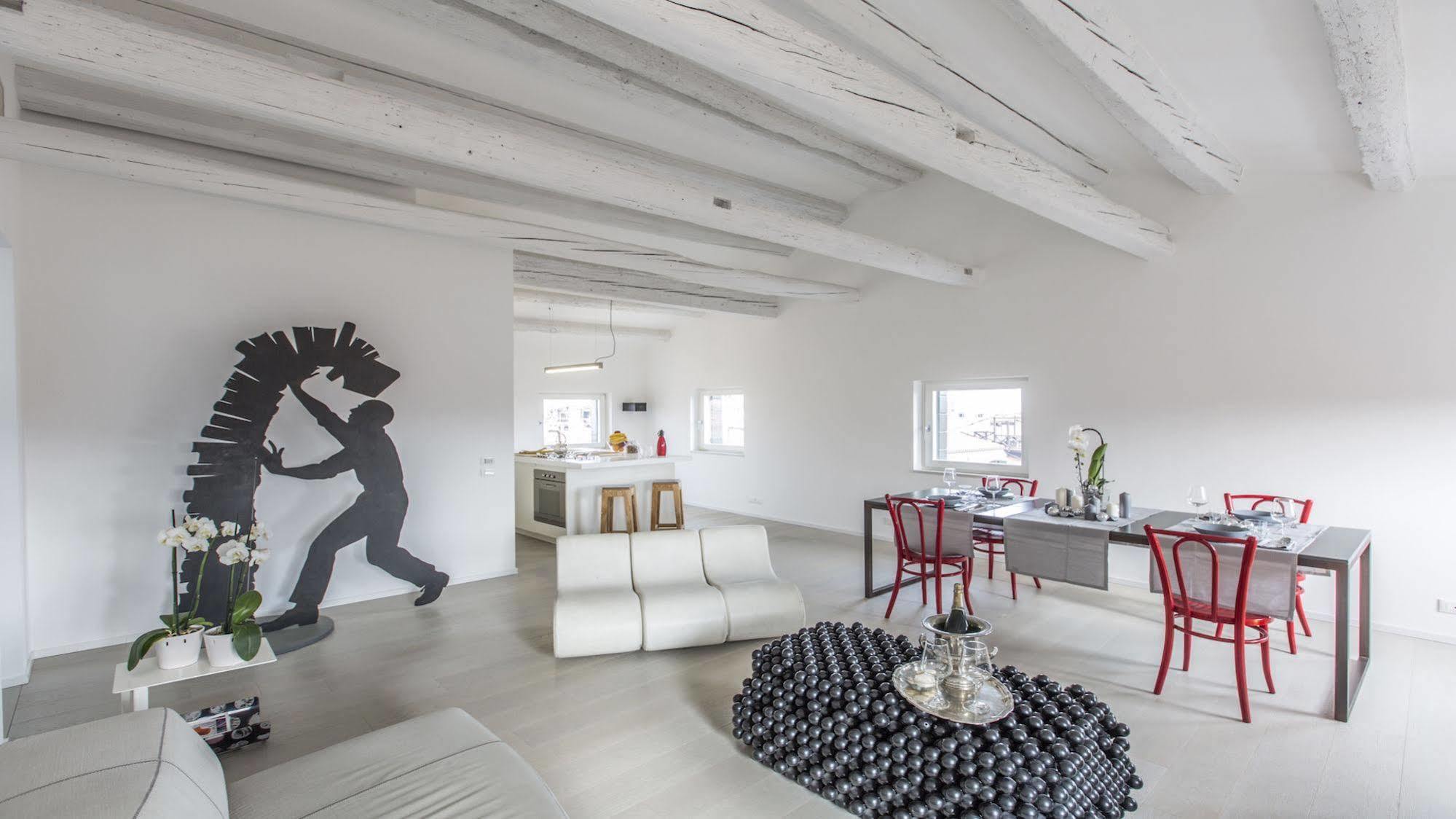 San Lorenzo Luxury Penthouse Венеция Екстериор снимка